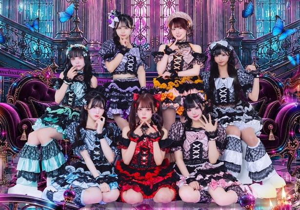 新メンバー3名（泉海有美、夢虹なな、四葉翠）が加入し7人体制となったMernoir