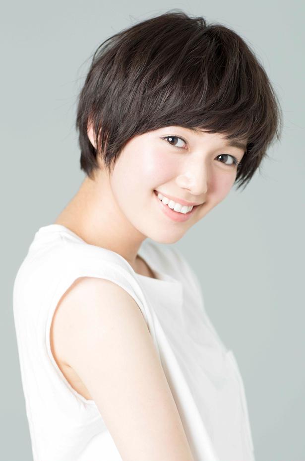 食べることが大好きな佐藤栞里がナレーションを務める新番組「大使館シェフのスペシャリテ」がスタート