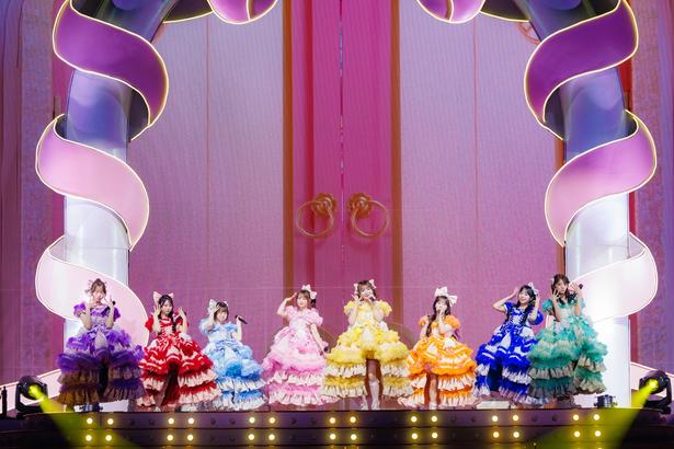 (左より)真鍋凪咲、佐野愛花、梅田みゆ、桜庭遥花、古澤里紗、川本笑瑠、増田彩乃、板倉可奈