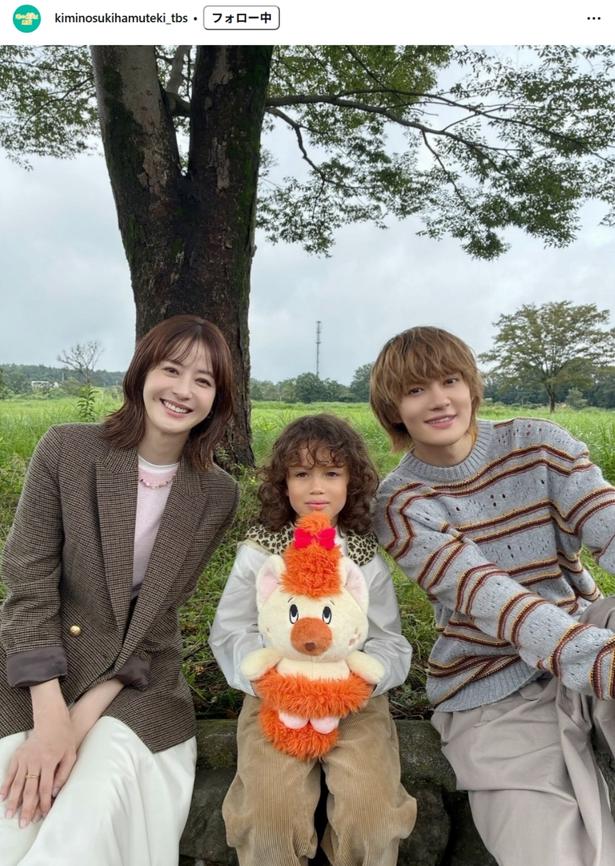 【写真】雰囲気が似ている松本若菜＆佐野勇斗のオフショット