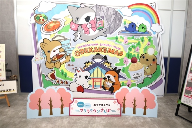 このイベントのために新規に描き下ろした特大パネルがお出迎え