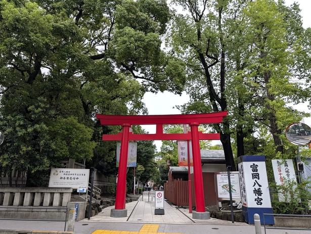 門前仲町駅から向かう途中に富岡八幡宮がある
