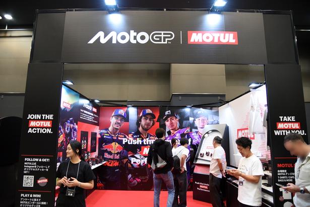 MOTUL Japan株式会社のブース