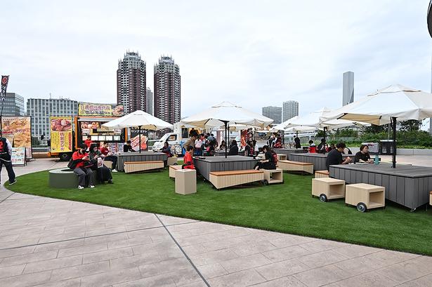 「レンタルのニッケン JOINT PARK」にはキッチンカーが10台出店