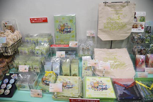 リラックマをはじめ、「サンエックス」のキャラクターたちのコラボグッズもずらり 撮影:ソムタム田井