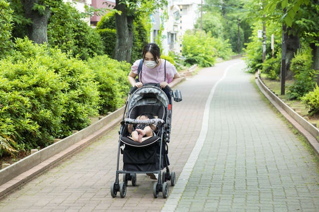 子どもの「熱中症」に注意！「ベビーカー熱中症」も...小児科医が教える「おうちケア」と「対策」（2）