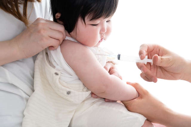 小児科医監修！子どもの「予防接種」スケジュール一覧。「なぜ多くの種類を打つの？」悩みや疑問も解決（2）