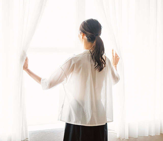 眼圧の健康保持に朝は水のちょびちょび飲みを！ 眼科医・平松類先生の朝習慣（2）