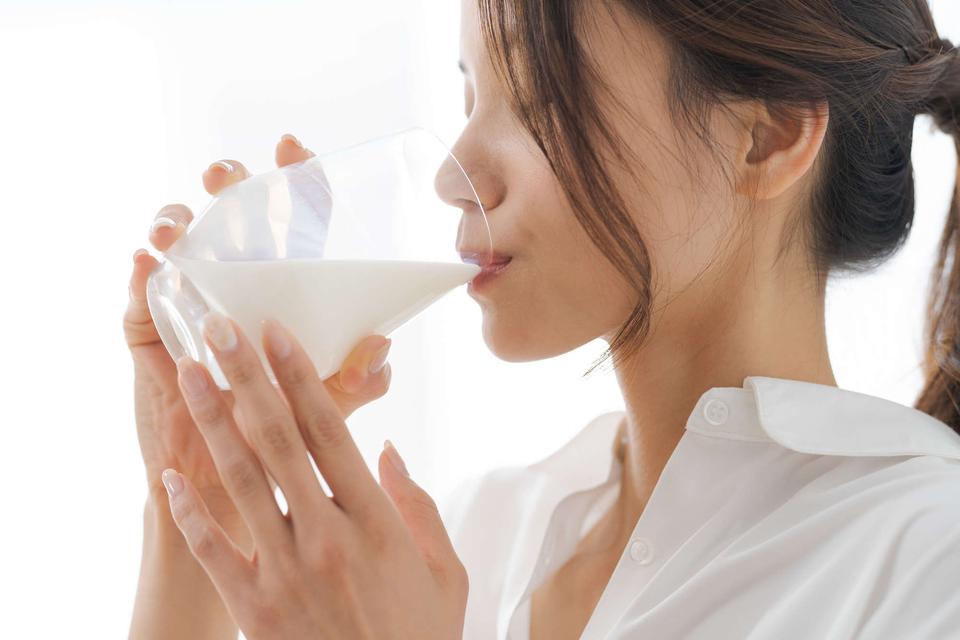 「牛乳で骨が丈夫になる」証明が難しいワケ。実はエビデンスは出ていない!? （2）