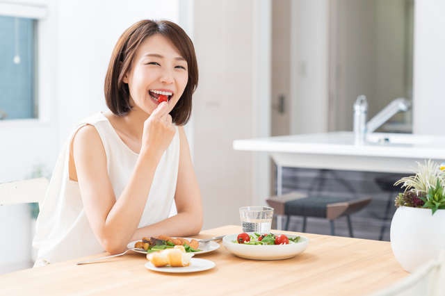 「よく噛むこと」は究極の胃腸のエクササイズ。効果的な「噛む回数」を管理栄養士が解説（2）