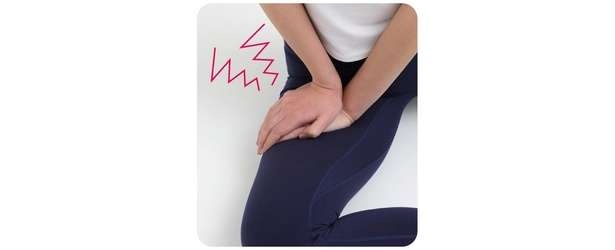 下半身の老廃物を流す。太ももは、手のひらでしっかり押しほぐそう【40秒のセルフ整体】（6）