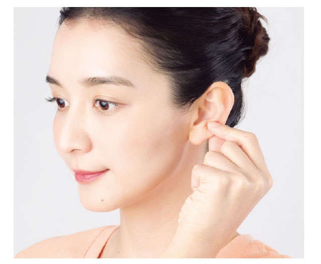 【疲れ目や頭痛に】10回もみほぐすだけでOK！ 指2本でできる「耳ツボ刺激」（4）