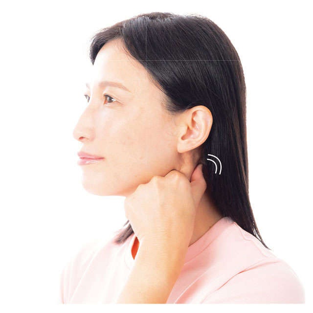 「いた気持ちいい」くらいの力加減で！ 首回りのリンパストレッチ（2）