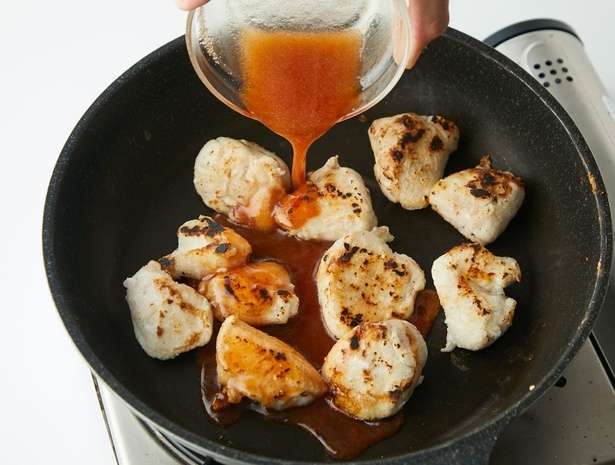 20キロ減のダイエットに成功した料理研究家が考案！鶏むね肉の「えびチリ風」アレンジレシピ（5）