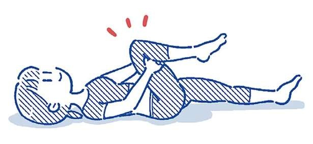 【腰痛治療の世界的名医が教える】「寝ながら」「座って」できる太もも裏伸ばしストレッチ（3）