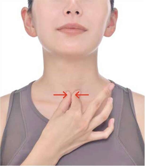 冬の不調を指先で解決！ 風邪の季節に備える「のど潤し指リンパ」3ステップ（8）