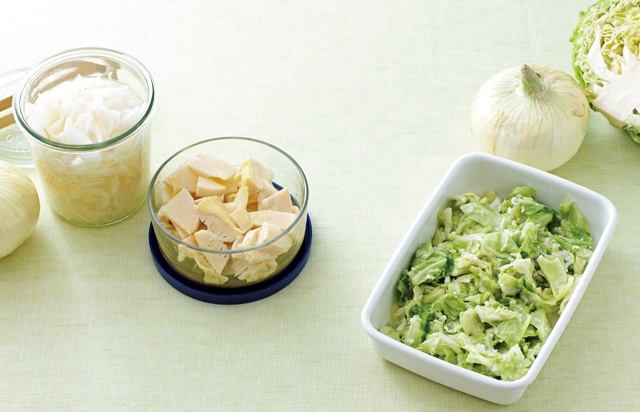 やさしい甘味が広がる！　春のキャベツのおいしさ長持ち「塩麹キャベツ」基本のレシピ（3）