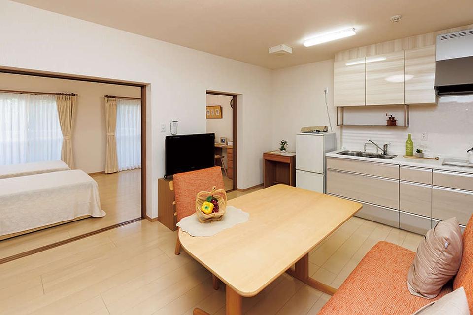 「もっと早く入居すればよかった」元気なうちに入居する介護付有料老人ホーム＜PR＞（4）