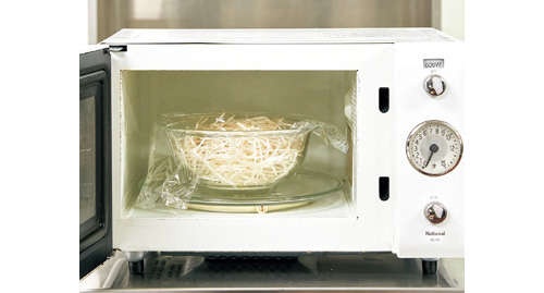 いくらでも食べられる！ バリエ広がる「もやしの体温め」レシピ5選（5）