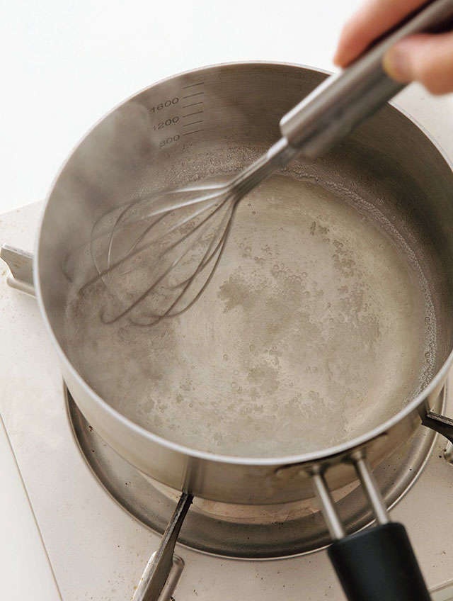 料理研究家・Mizukiさんのおうちでできる和のおやつ「いちご水ようかん」「黒糖わらびもち」／Mizukiのカンタン手作り 3時のおやつ（3）