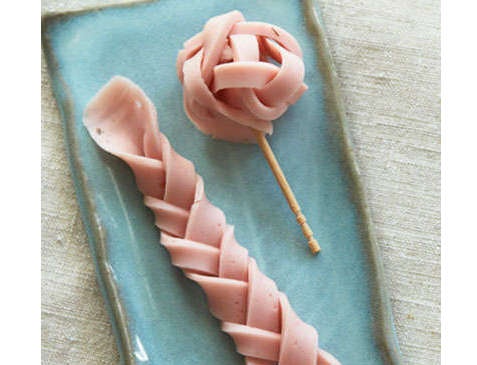 いつものお弁当がワンランクアップ！ 見栄えがちょっと寂しいときに...お弁当に使える「飾り切り」（1）