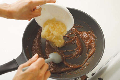 お手頃価格になってきた旬の「ゆず」で簡単保存食！料理研究家ワタナベマキさんに教わる「ゆずしょうゆ」と「ゆずみそ」（11）