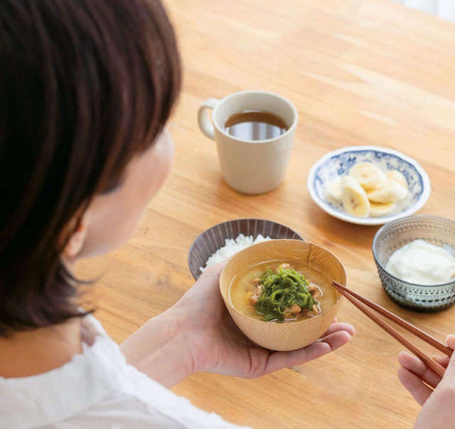 「ヨーグルト×大根おろし」が最強⁉ 自律神経研究の第一人者・小林弘幸先生に教わる「朝の腸活」（1）