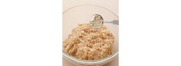【管理栄養士が伝授】家計にやさしい！食物繊維たっぷりの「えのきのヘルシーつくね弁当」レシピ（3）