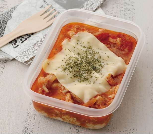 管理栄養士が2カ月で8キロ減量した「やせ弁」。炊飯器で作る「チキンのトマトチーズリゾット弁当」のレシピ（1）