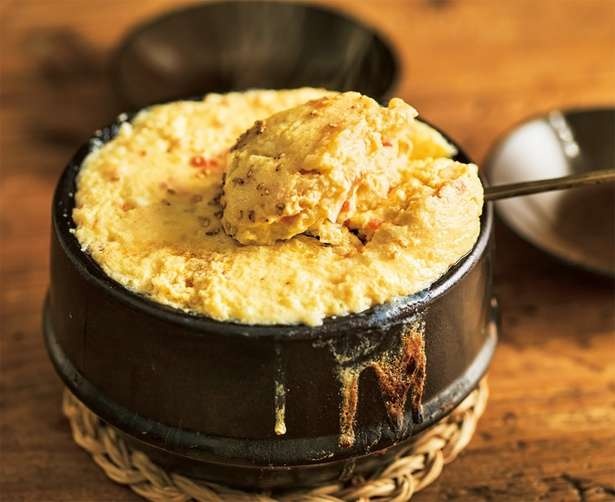 土鍋で作れる！人気料理家の韓国人オッパが伝授する「卵の蒸しもの（ケランチム）」のレシピ（2）