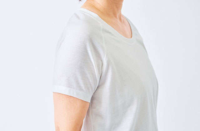 【スタイリスト杉山律子さんが提案】大人世代が「老け見え」しないプロのおしゃれ技5（4）