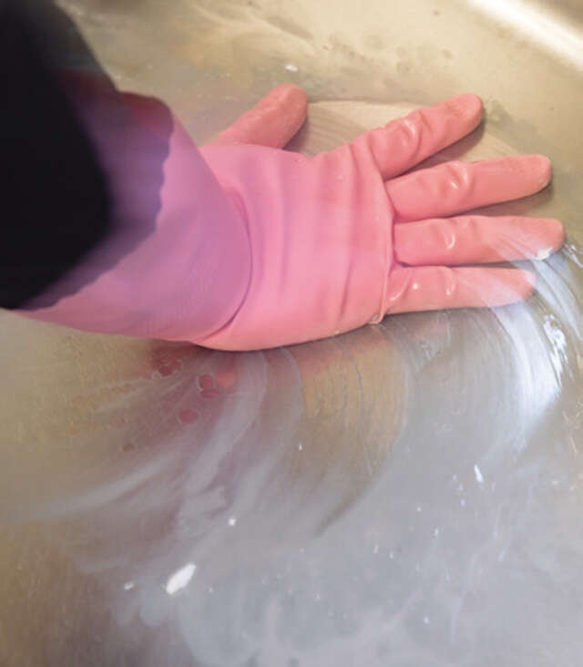 「水回り掃除」は 暑い季節だからこそ効果的！ 手間・力いらずの基本ワザ【人気掃除YouTuberが伝授】（31）