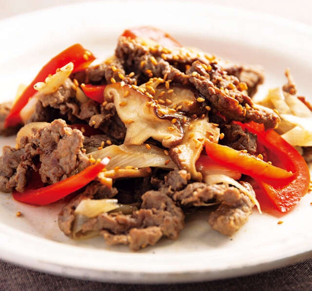 鶏もも肉も、豚こまも、鮭の切り身も！そのまま調理でおかずが仕上がる「下味冷凍」レシピ（11）
