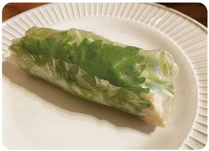 暑くて食欲がない彼女のために作る「蒸し鶏とザーサイの生春巻き」／はたらく彼女と、つくるヒモ（画像12/13枚目）