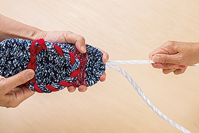 古布を活用して作る室内履き「布ぞうり」の作り方（41）