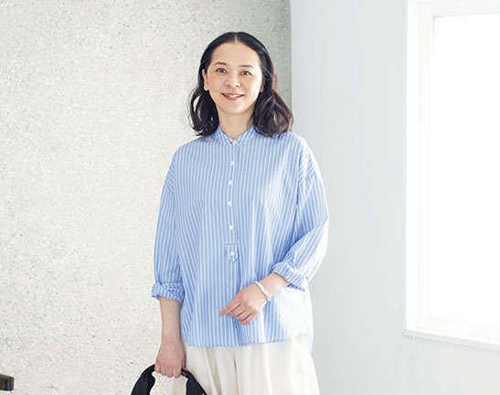 大人世代の悩みを解決！ ぽっこりおなかを隠してくれる流行の「ゆる服」は最強（1）