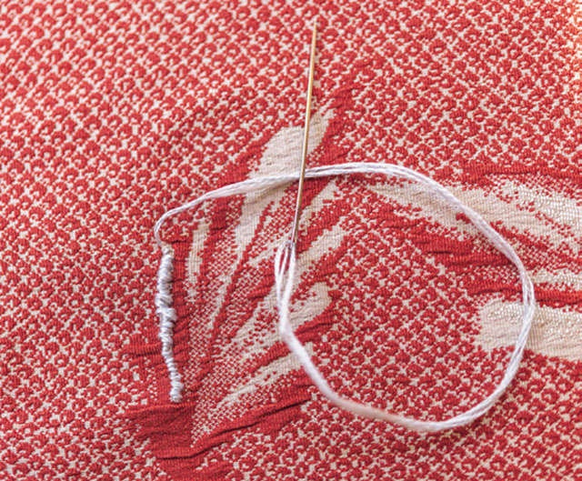 渋沢英子さんが指南！ もとの柄に刺繍した簡単リフォームで、着ていないきものが生まれ変わる（13）