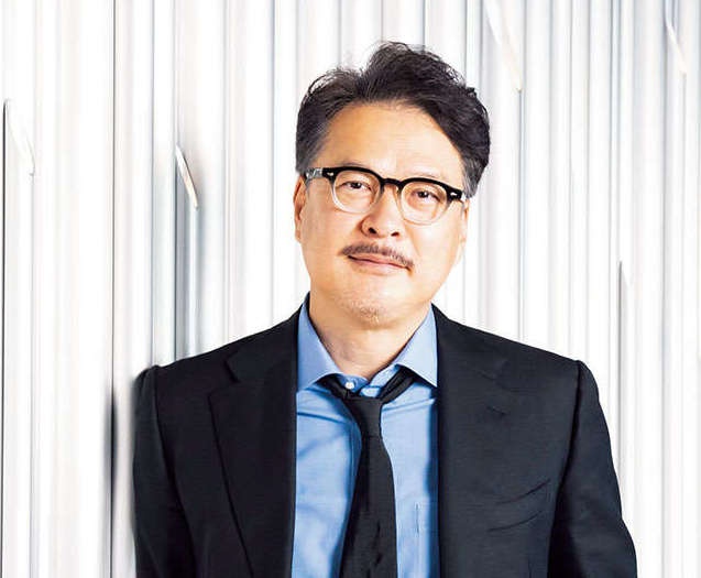 「子どもの寝顔を見ながら、悲しくなってしまう時が」舞台・エヴァ 田中哲司さんインタビュー（1）