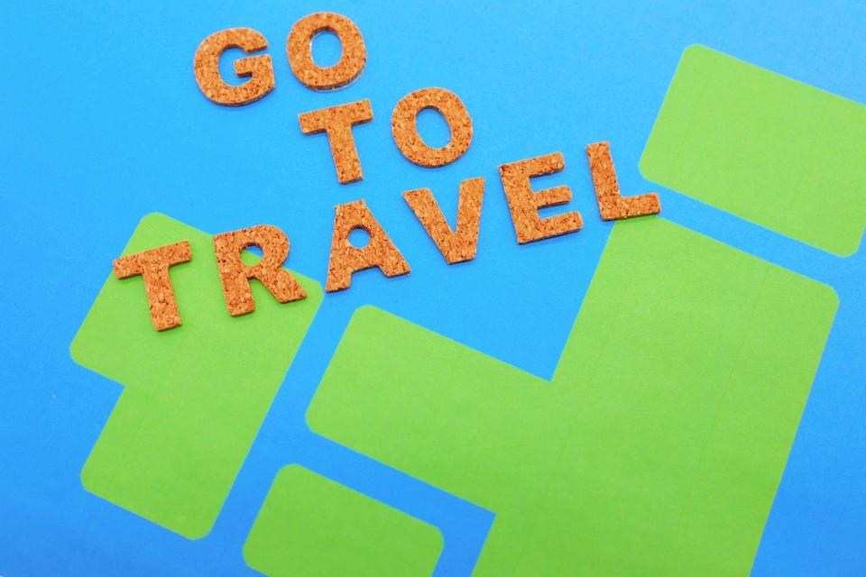 「GoToトラベル」は英語圏ではありえない表現。背景にある「日本語の事情」（1）