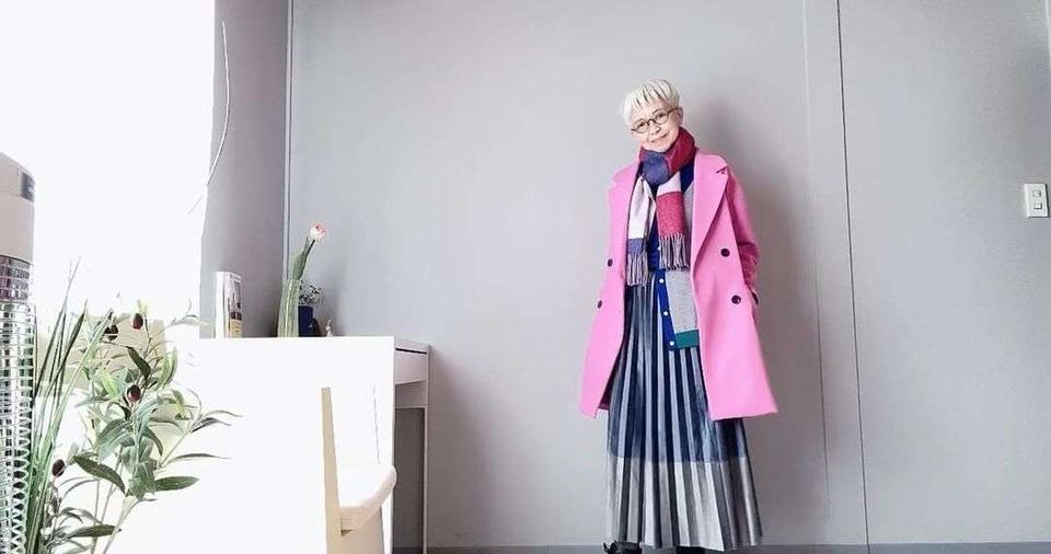 プチプラコーデのお手本！ おしゃれすぎる73歳YouTuber・ロコリさんに学ぶ「カラーアイテム」の取り入れ方（8）