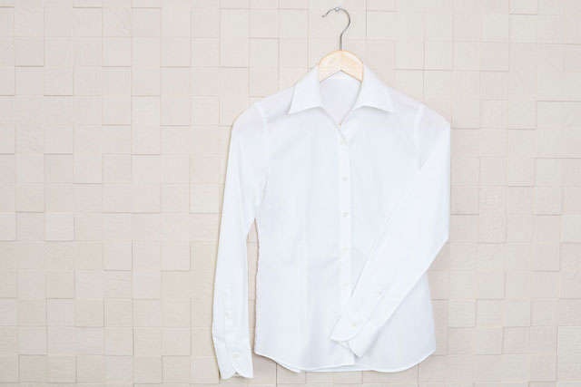 40代以降に感じる「なんだか服が似合わない」問題。人気スタイリストのおすすめは「白の服」（1）