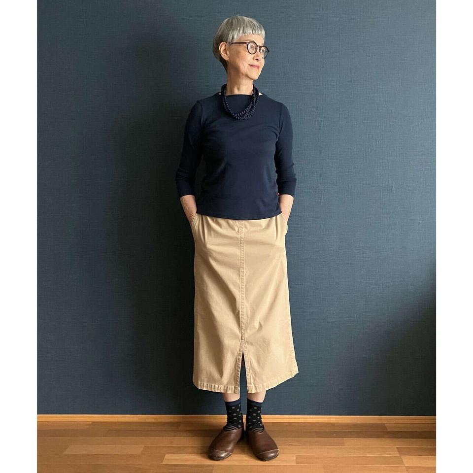 60代からのアクセサリーは、軽さと肌触りで選ぶのが正解！ストレスフリーで楽しむ装い（2）