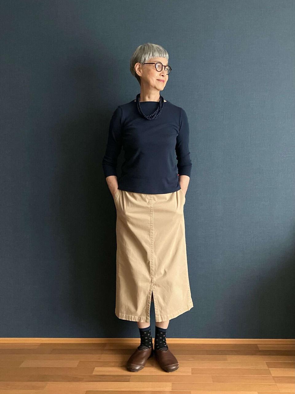 60代からのアクセサリーは、軽さと肌触りで選ぶのが正解！ストレスフリーで楽しむ装い（3）