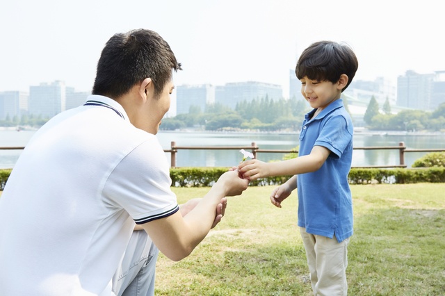 7歳の子を連れて離婚。父と息子で歩んできた道／キッチン夫婦（夫）（1）