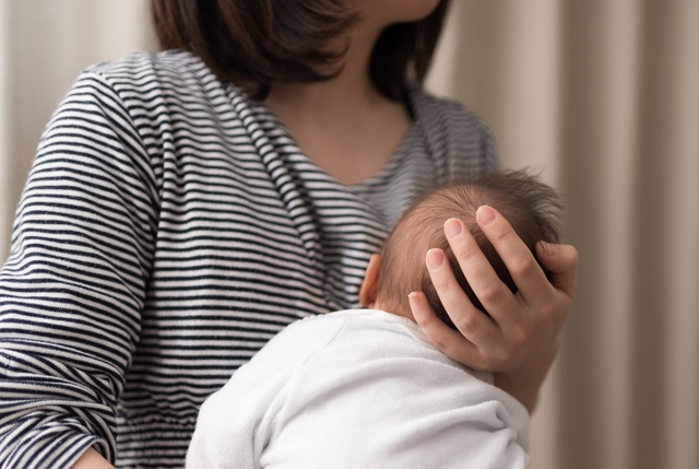 「この子、私のおっぱい吸ってるで♪」孫を独占したい姑の暴挙／かづ（2）