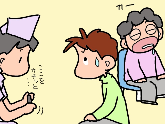 義母にインスリン注射を打たねば！夜ごと繰り広げられる攻防戦／山田あしゅら（9）