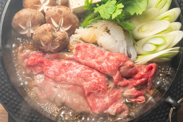 「あんたらみたいな『安もんの肉』は食べたない！」豪語した姑が高級牛肉の値段に怯んで...／かづ（1）