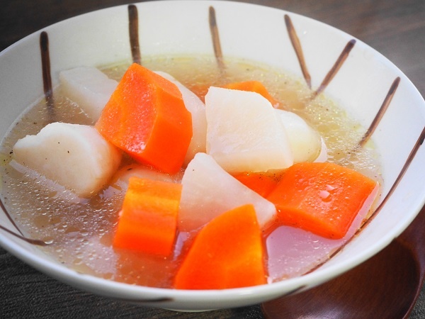 作り置きやお弁当を好まない義両親。「器に盛られた料理」のおいしさよ...／キッチン夫婦（3）