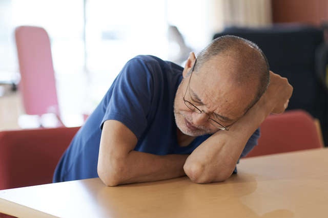 上げ膳据え膳の介護施設で自由気ままに生活できるはずじゃ...？舅の大きな勘違い／かづ（2）