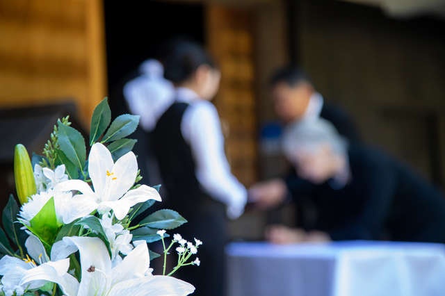 「おまえの両親の葬式には行かない」「遺産もらってこい」とモラハラDV夫。父が他界した時には...／chii（1）